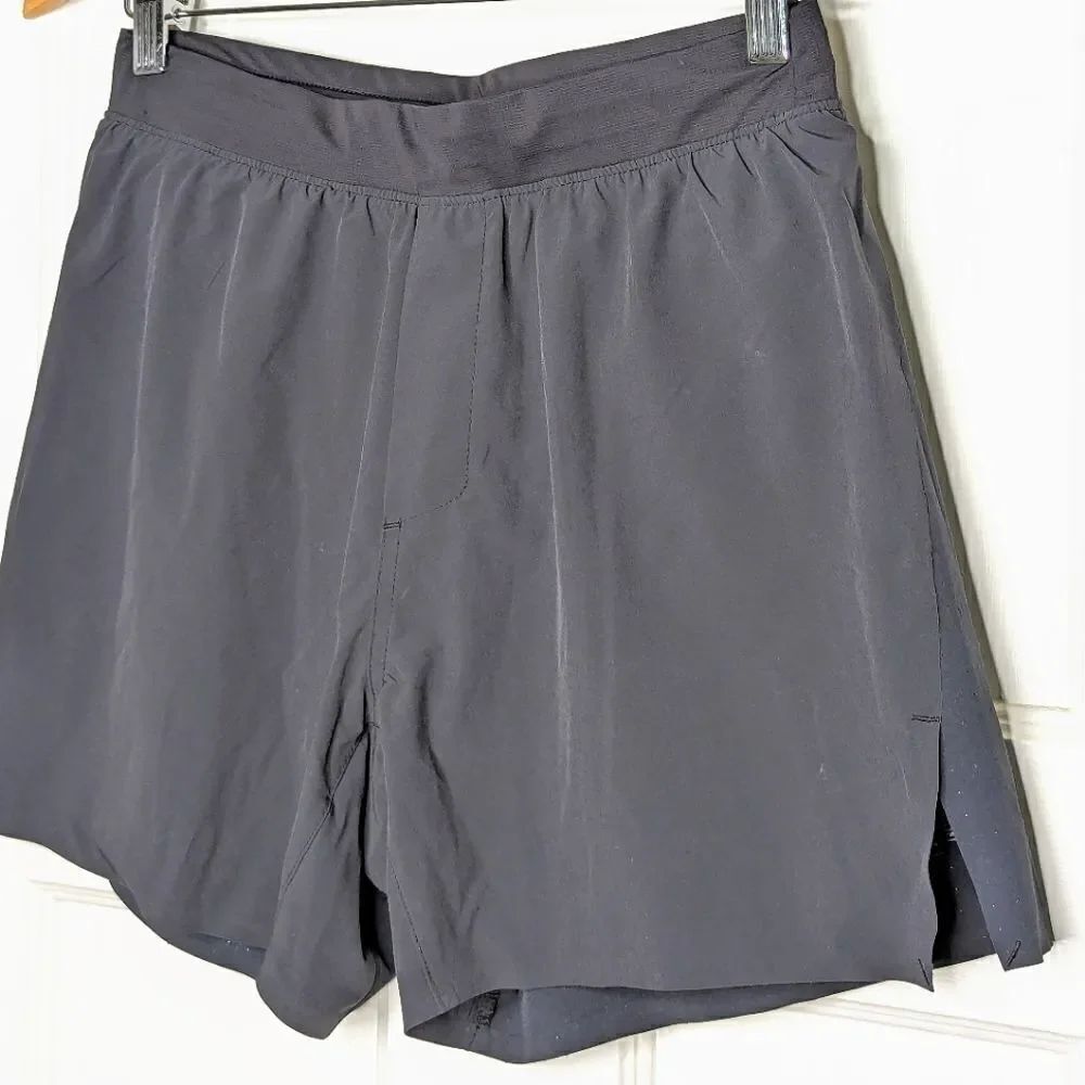 Ten Thousand Black Nylon Distance Running Short 5" size Men's M